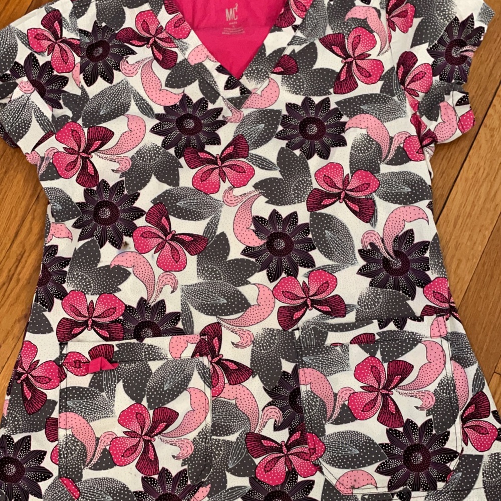 Med couture scrub top